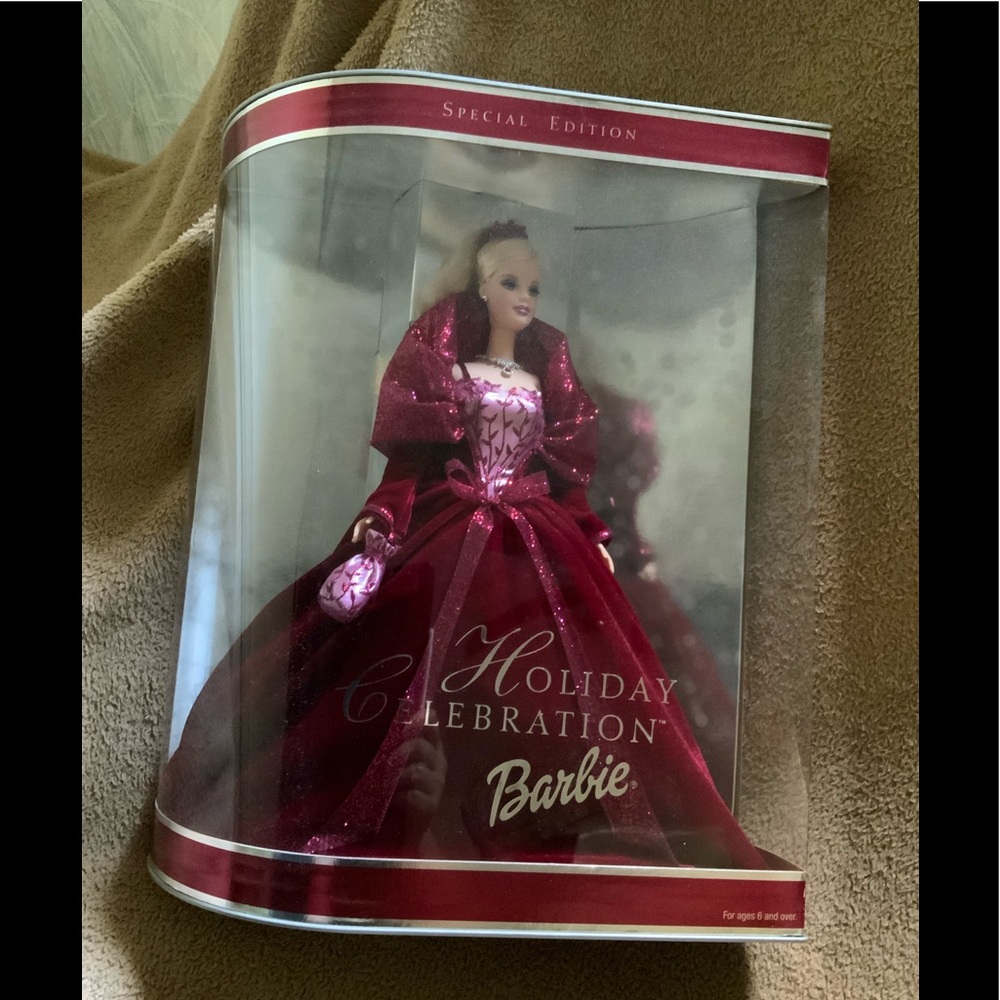 2002 HOLIDAY CELEBRATION BARBIE NRFB